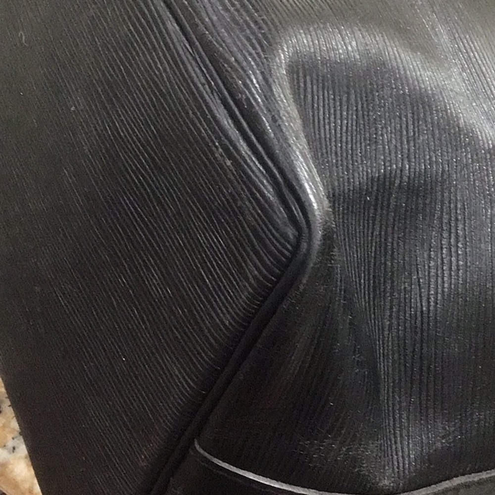 Louis Vuitton Black Epi Leather NOE Bucket Bag w/ dust bag EXCELLENT CONDITION - Picture 12 of 16